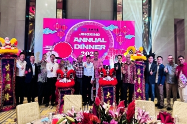 龍行千里 不忘初心 | 景興紙業(yè)全資子公司景興控股（馬）有限公司年會(huì)盛典點(diǎn)燃2024！